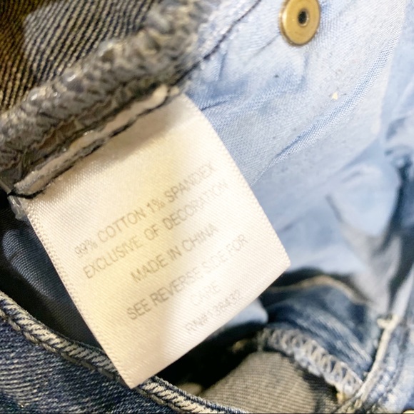 Modcloth Plus Size 3X Light Wash Distressed Ripped Straight Leg Jeans - Picture 5 of 6